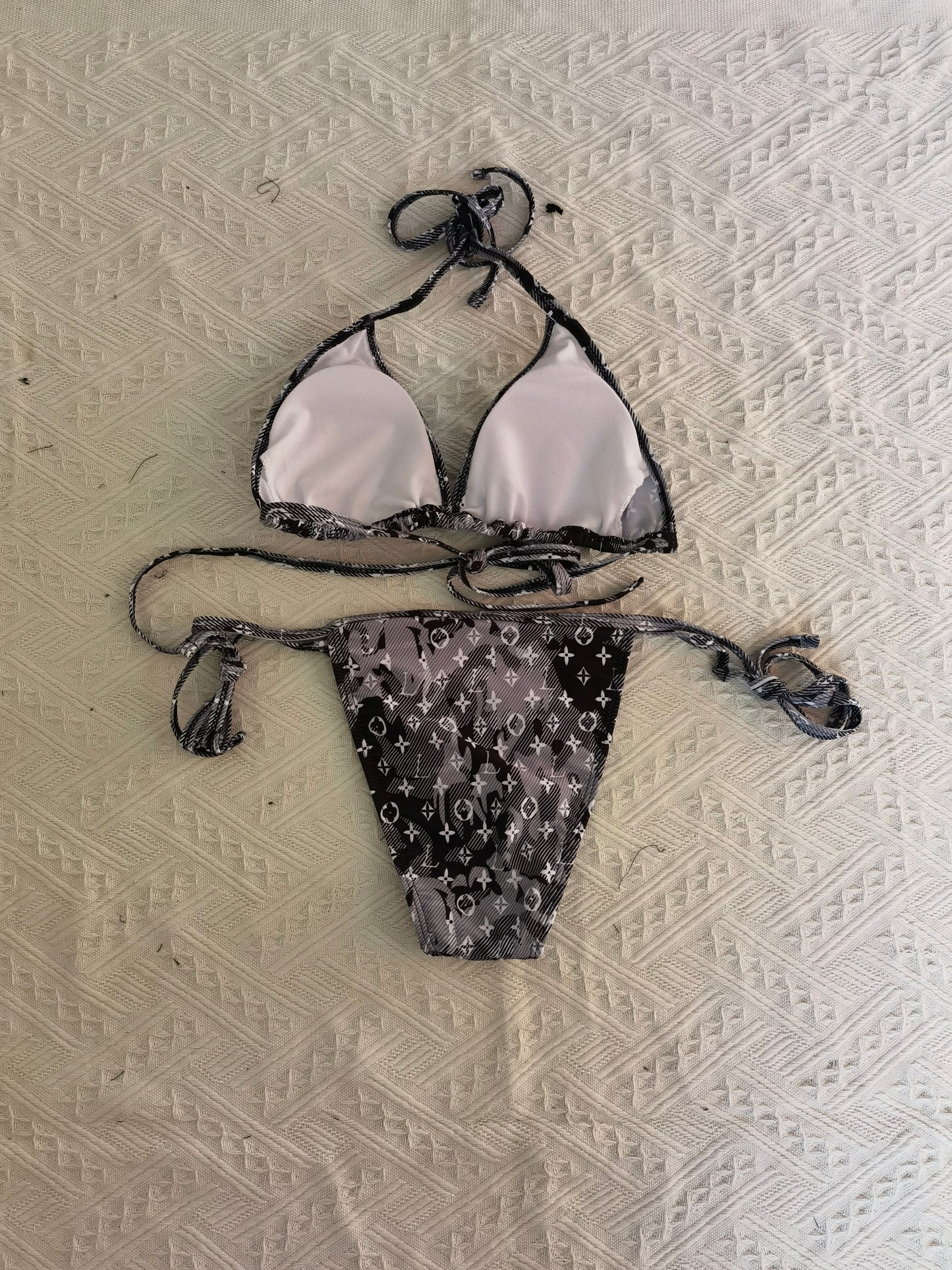 14E28Y   fashion  Bikini swimsuit