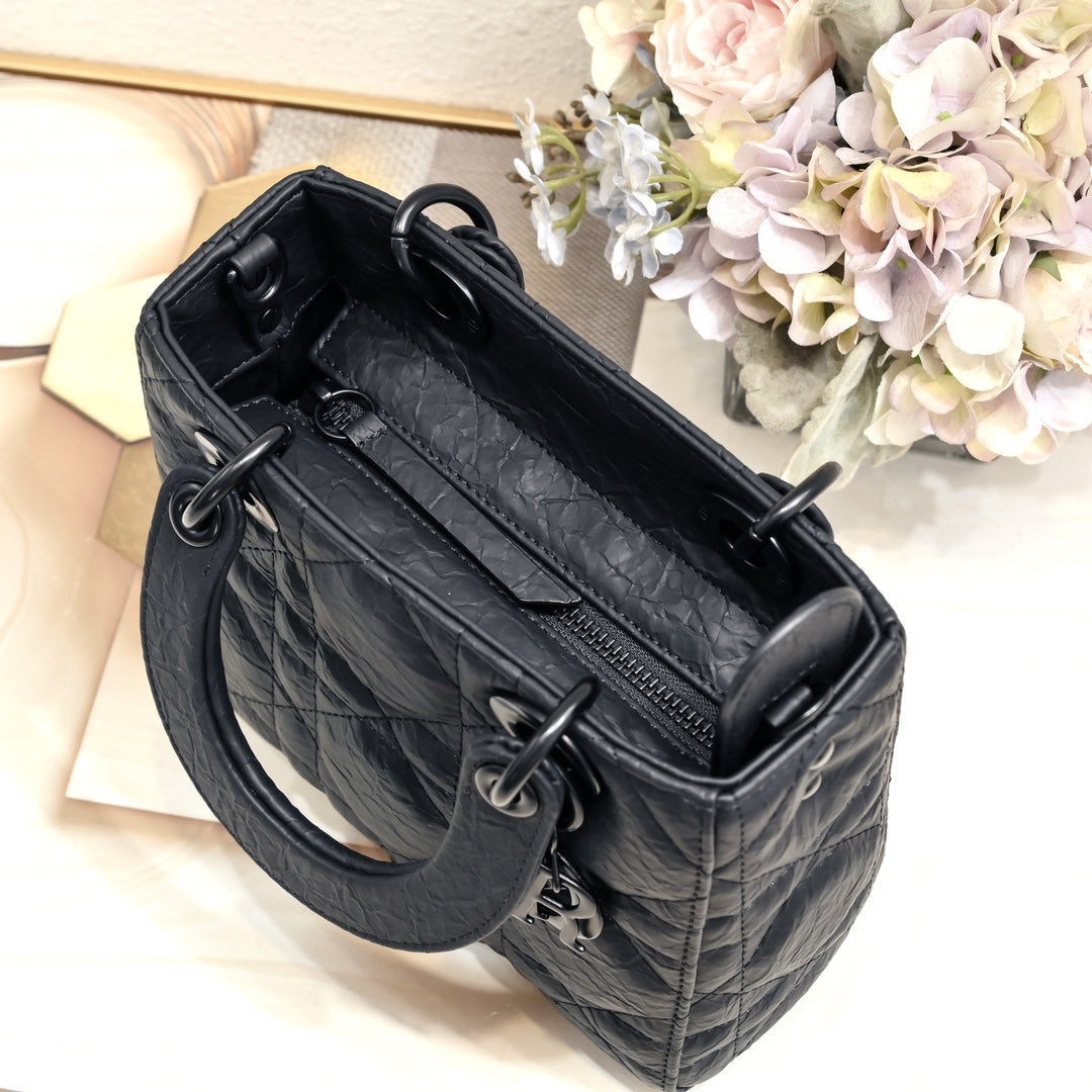 1XD438B hight quality leather Bags