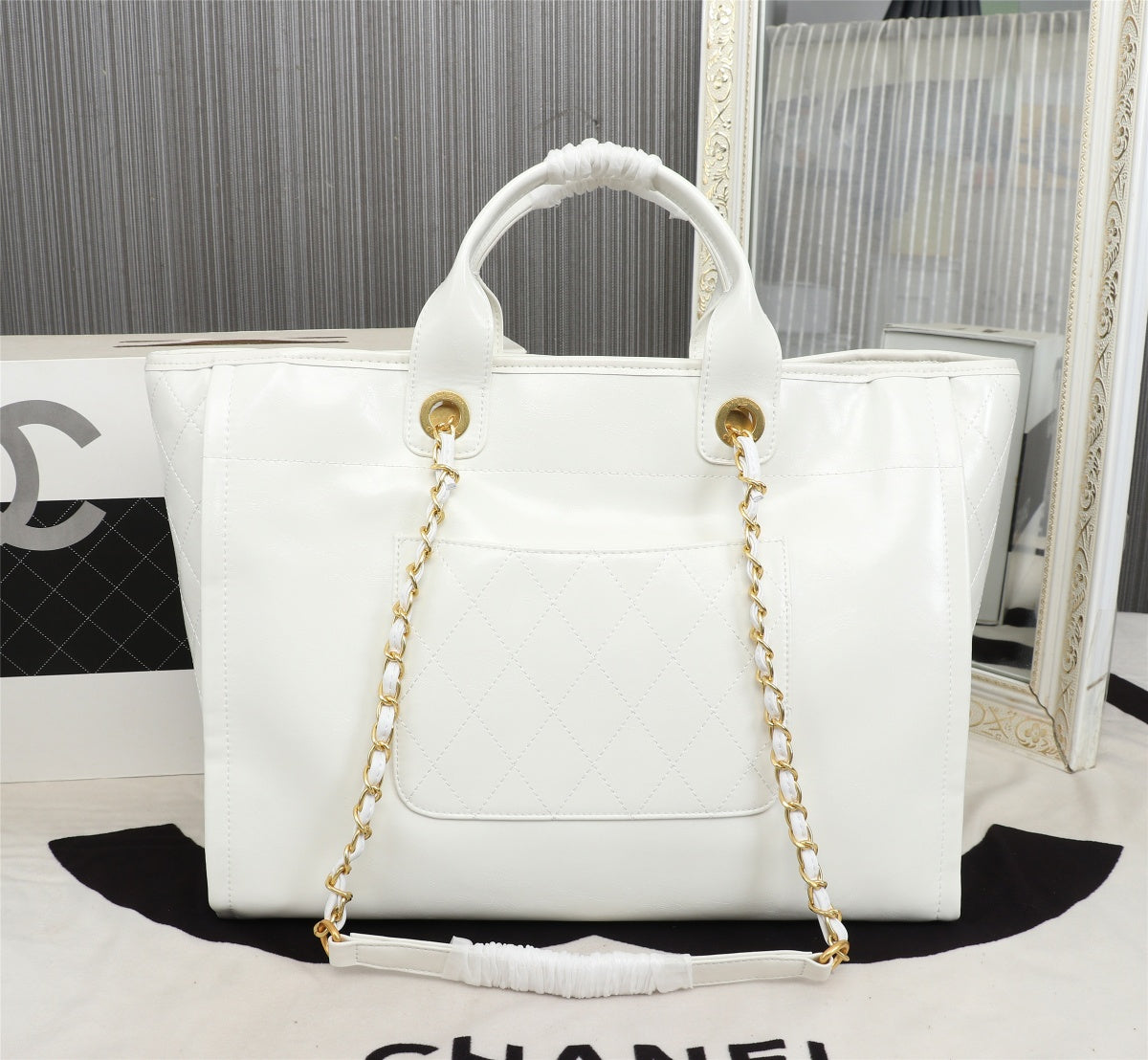 2XC296B (1:1 hight quality leather bag)