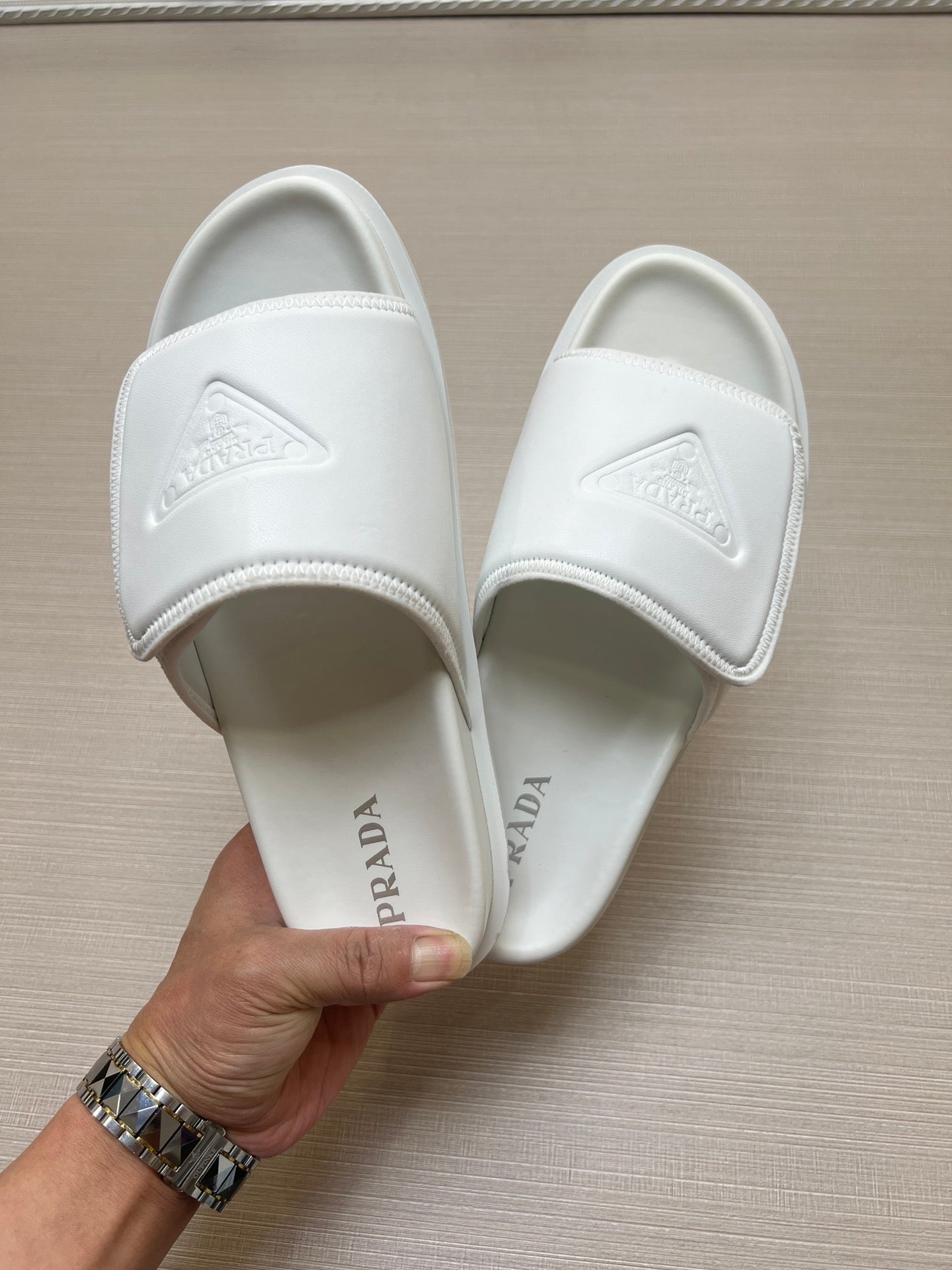 54PD6Z   fashion  slippers