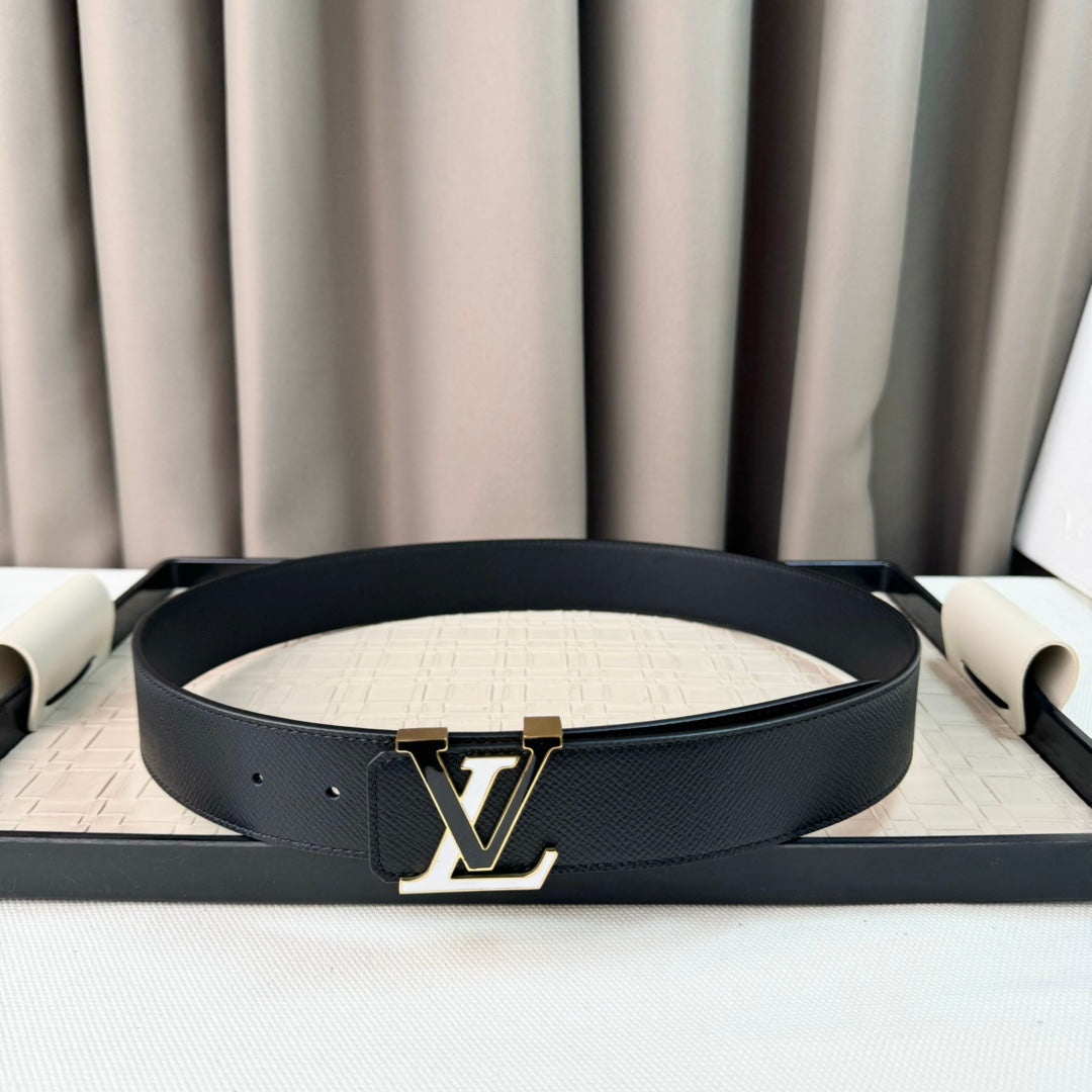 14E27P   (High quality leather belt With full package)