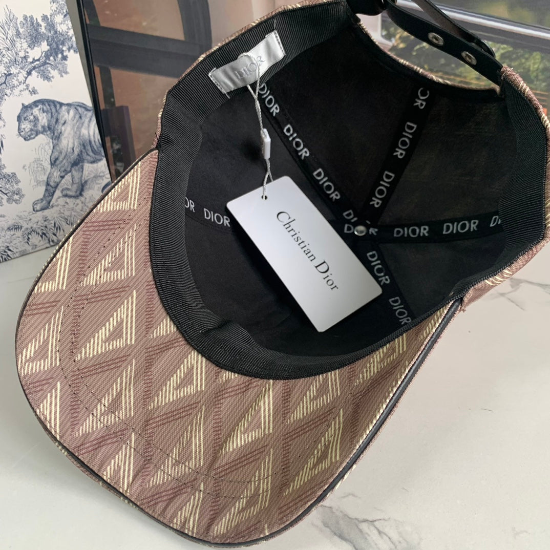 14D203M   Fashion hats