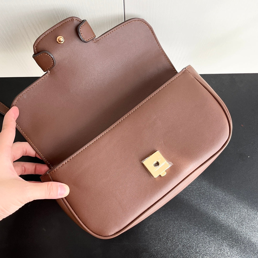 1XB55B (Fashionable leather bag )