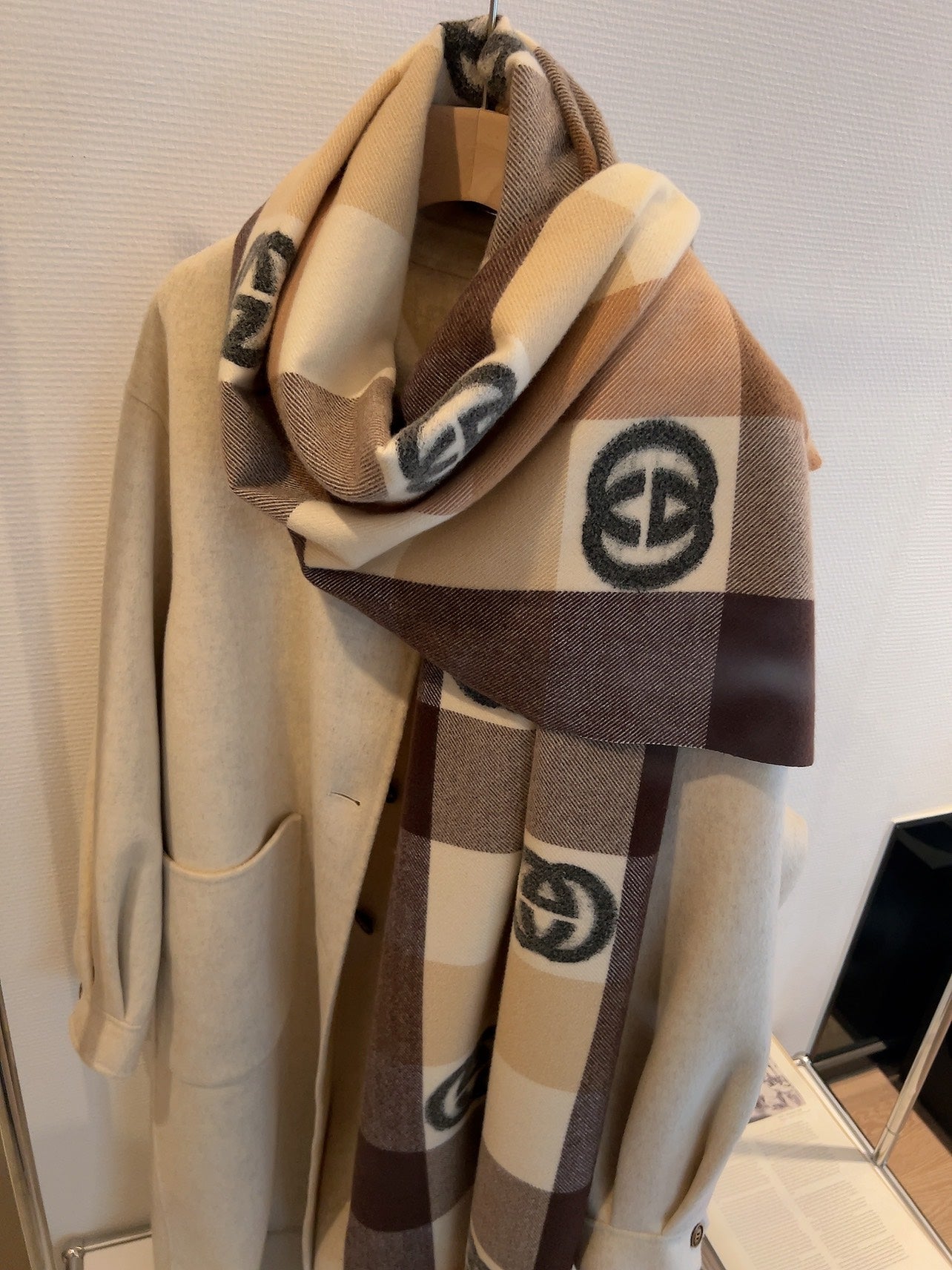 14B481W　 Fashion scarves