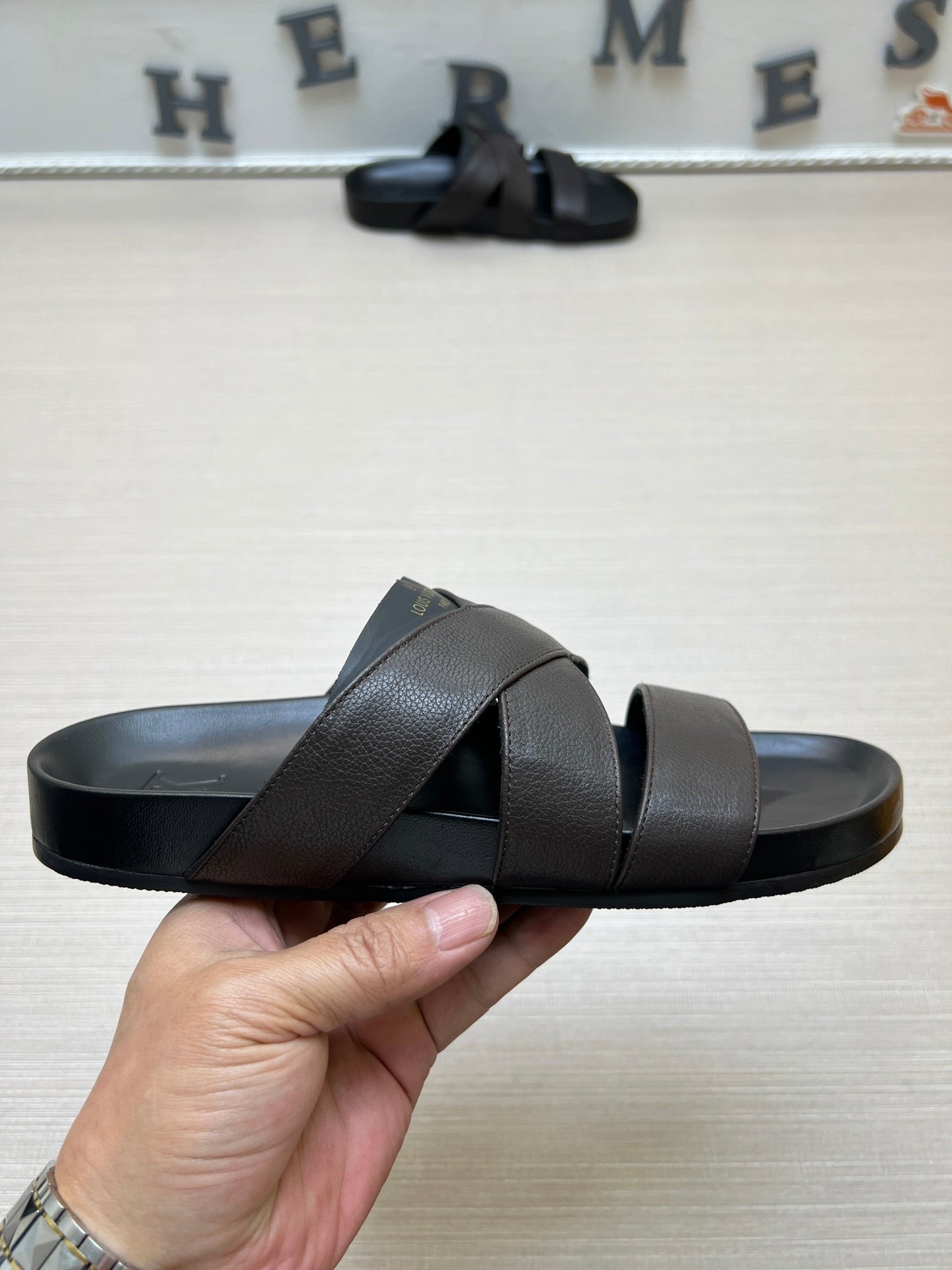 54E89Z    fashion slippers