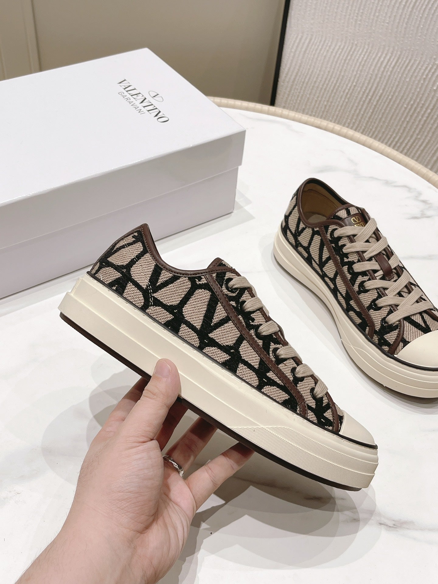 1YVL67Z  1：1High quality casual shoes