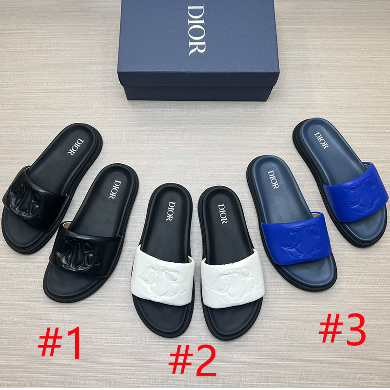 54D167Z  High quality leather slippers