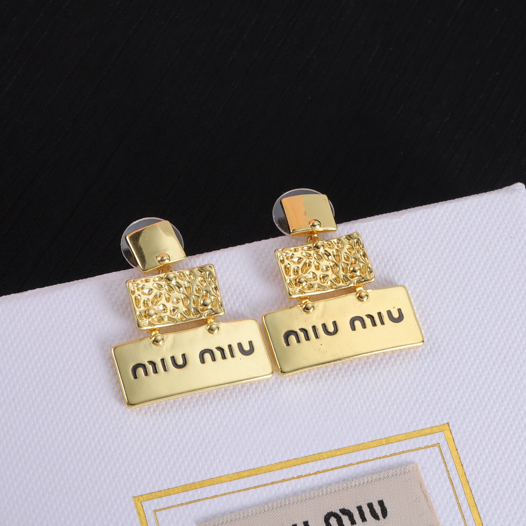 14A524E  Fashionable and high quality Earrings