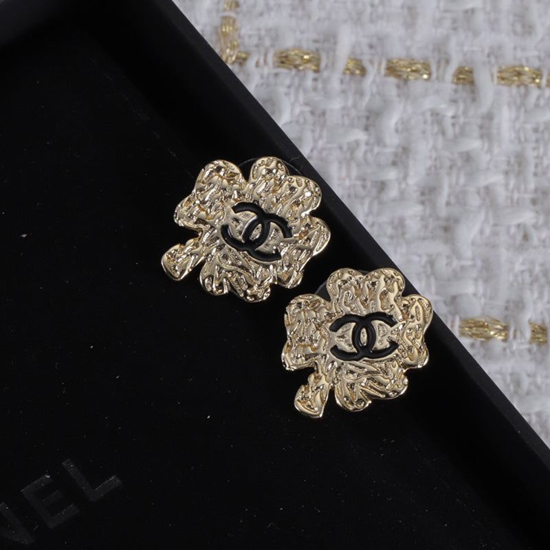 14C12E  Fashionable and high quality earrings