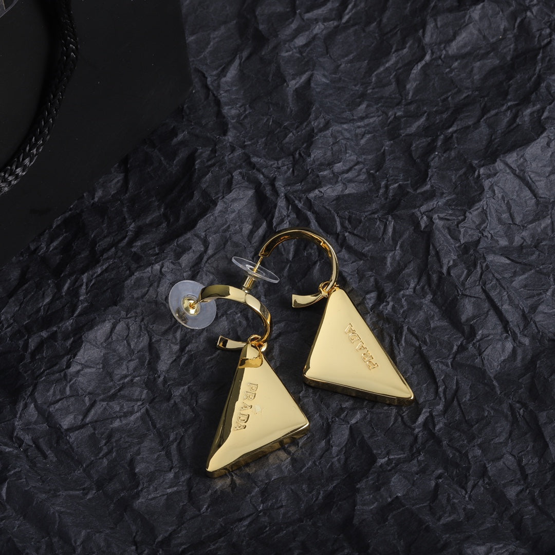 1YPD73E  Fashion high -quality Earrings