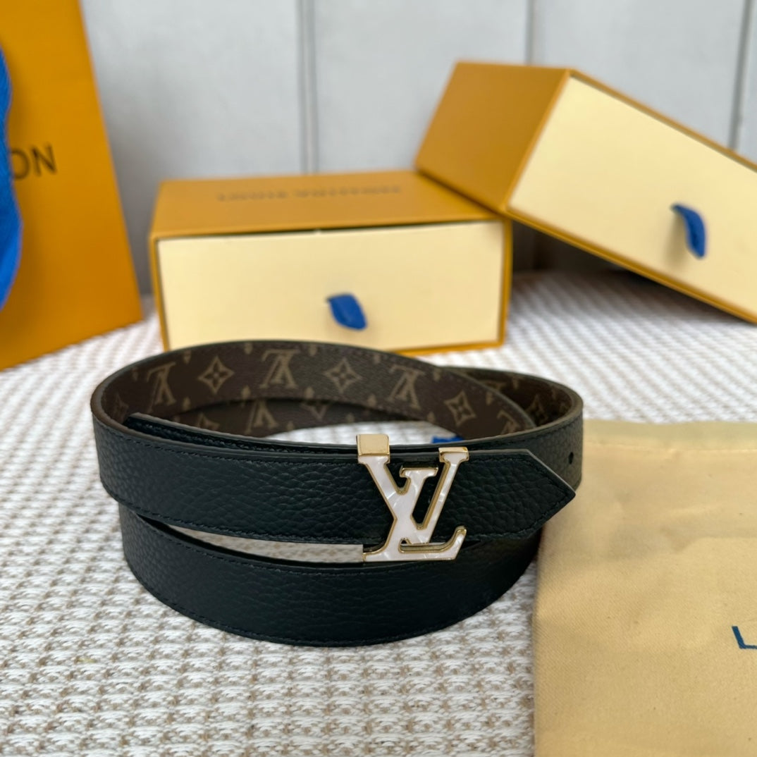 14E61P   (High quality leather belt With full package)