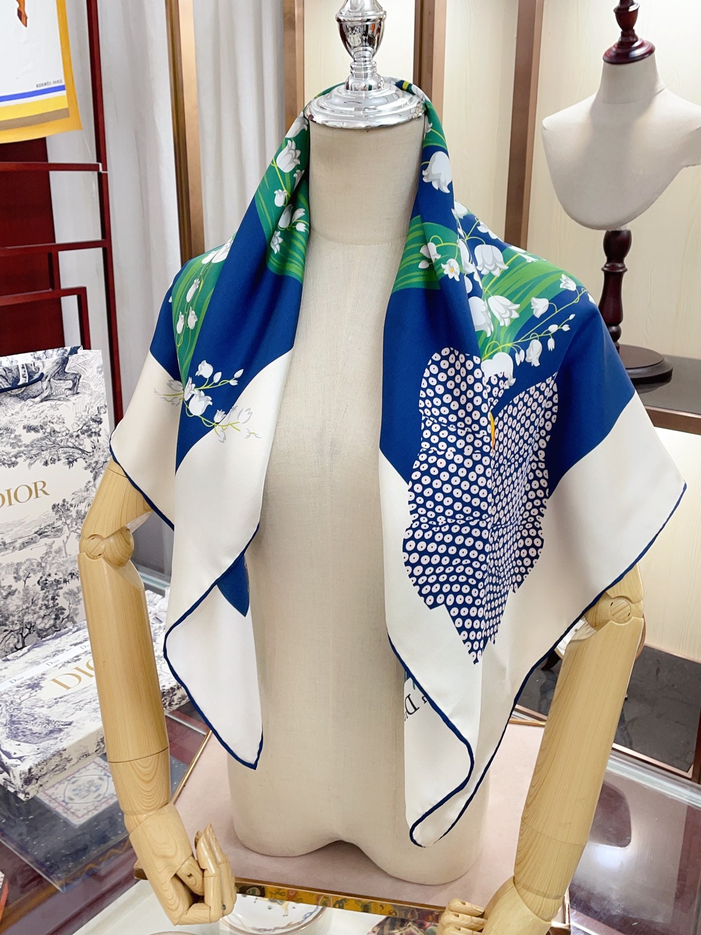 14D161W Fashion high quality scarves