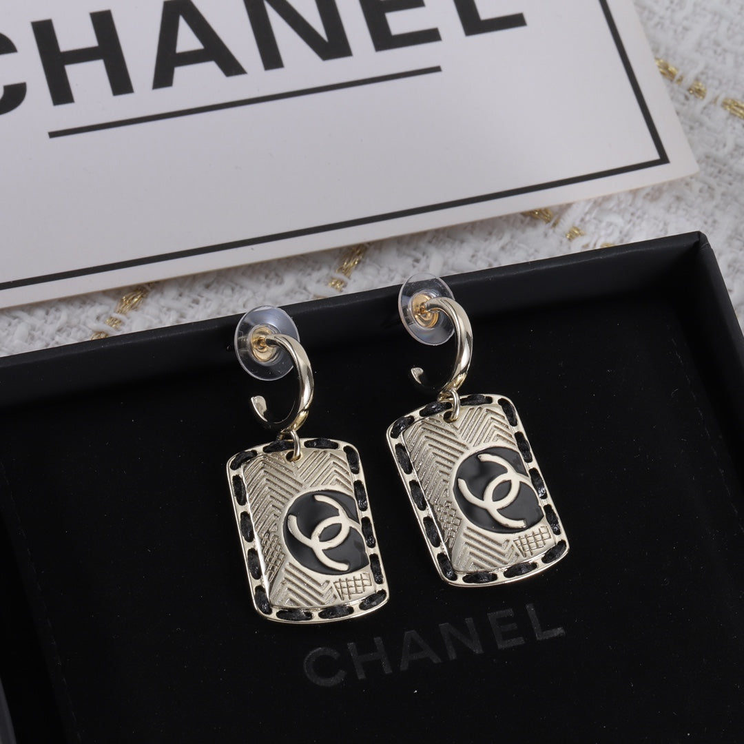 14C311E   Fashionable and high quality  Earrings