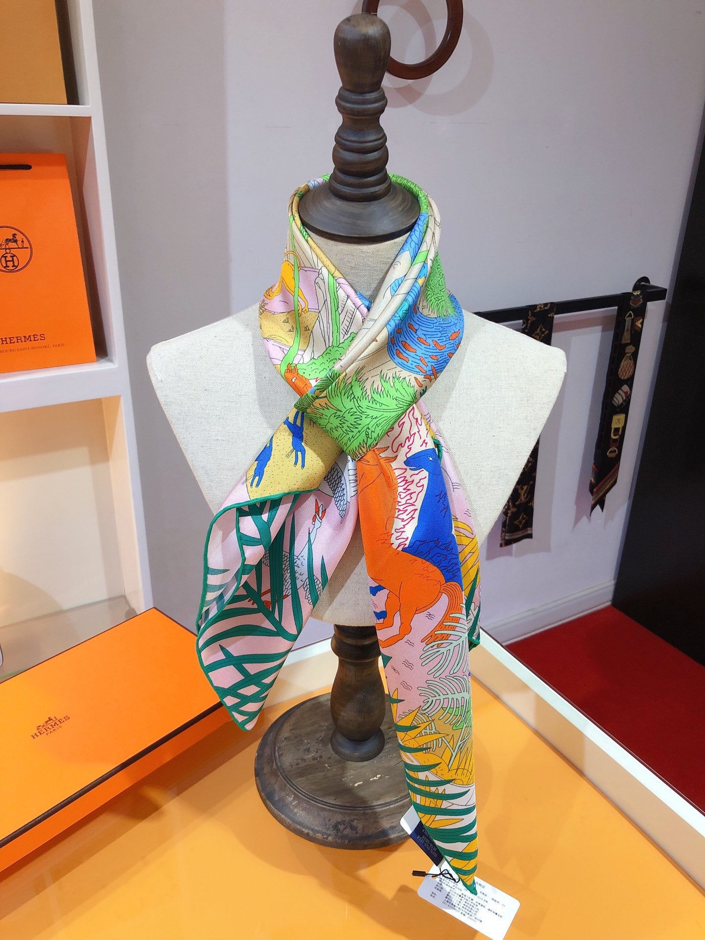 14H160W Fashion high quality scarves