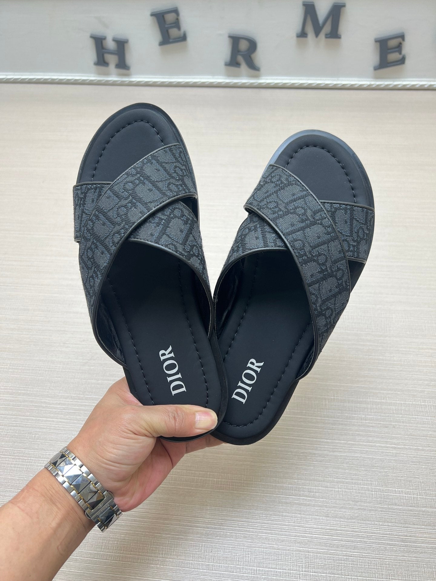 54D79Z  fashion  slippers