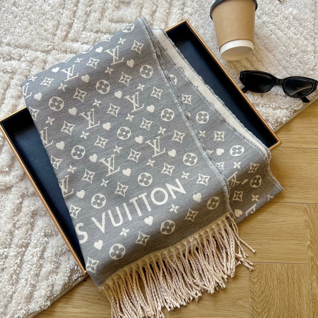 14E227W　Fashion scarves