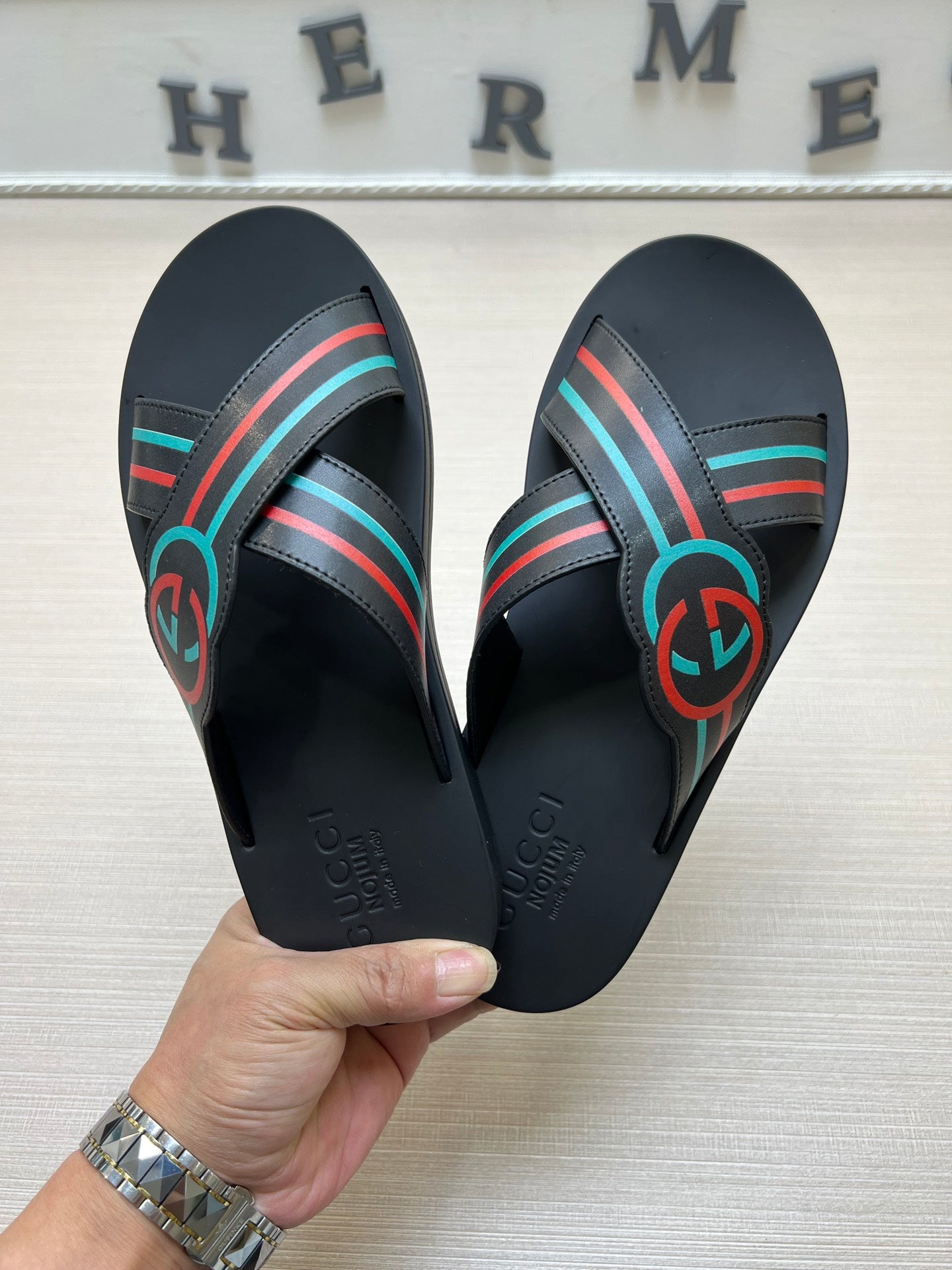 54B12Z   fashion slippers