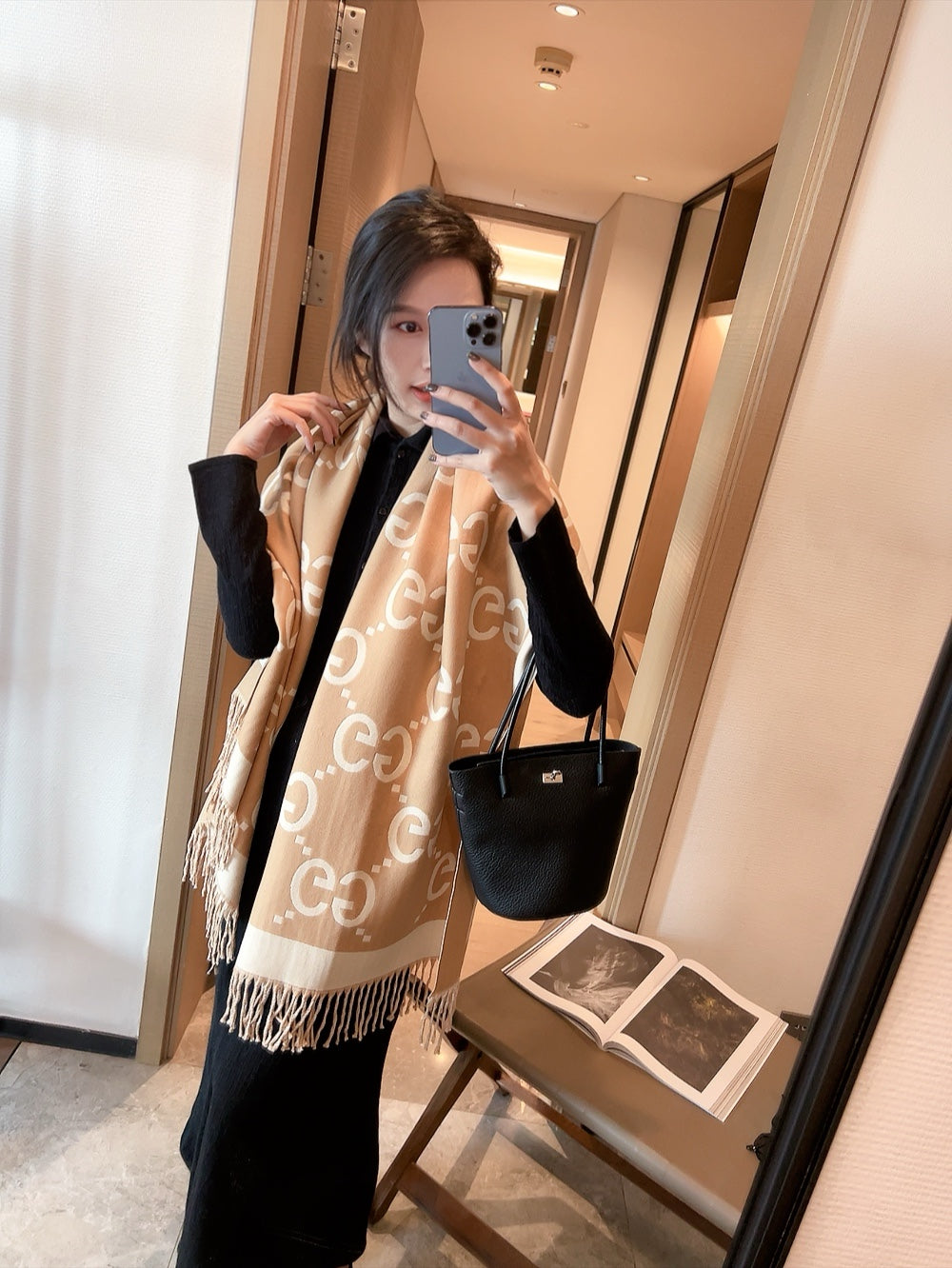 14B365W　Fashion scarves