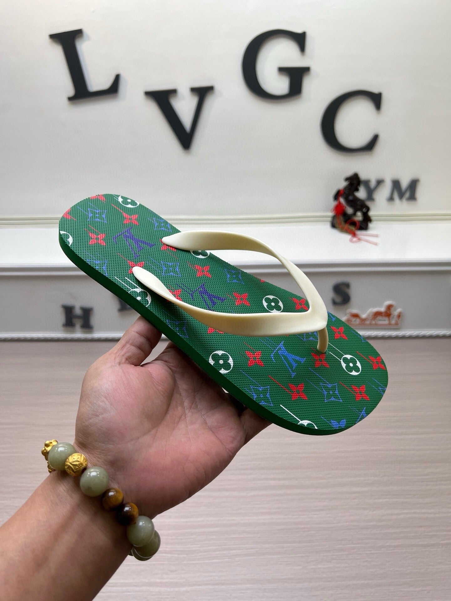 54E55Z   fashion  slippers