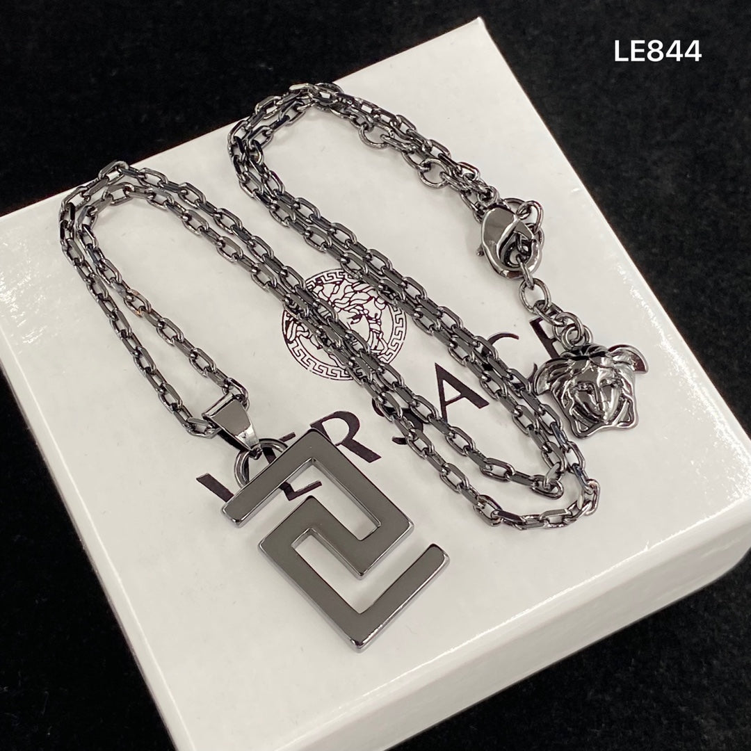 14V598X  Fashionable and high quality Necklaces