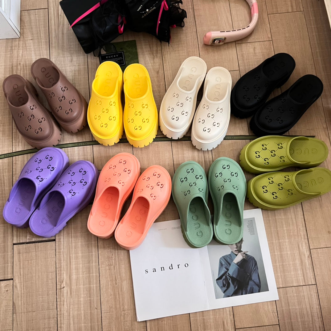 14B34Z   fashion slippers