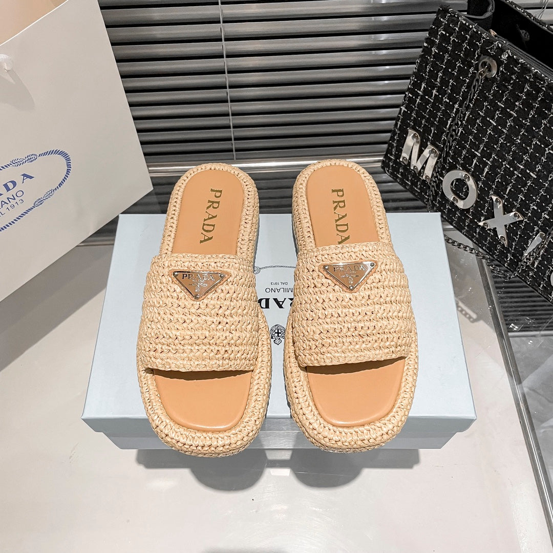 14PD21Z  fashion slippers