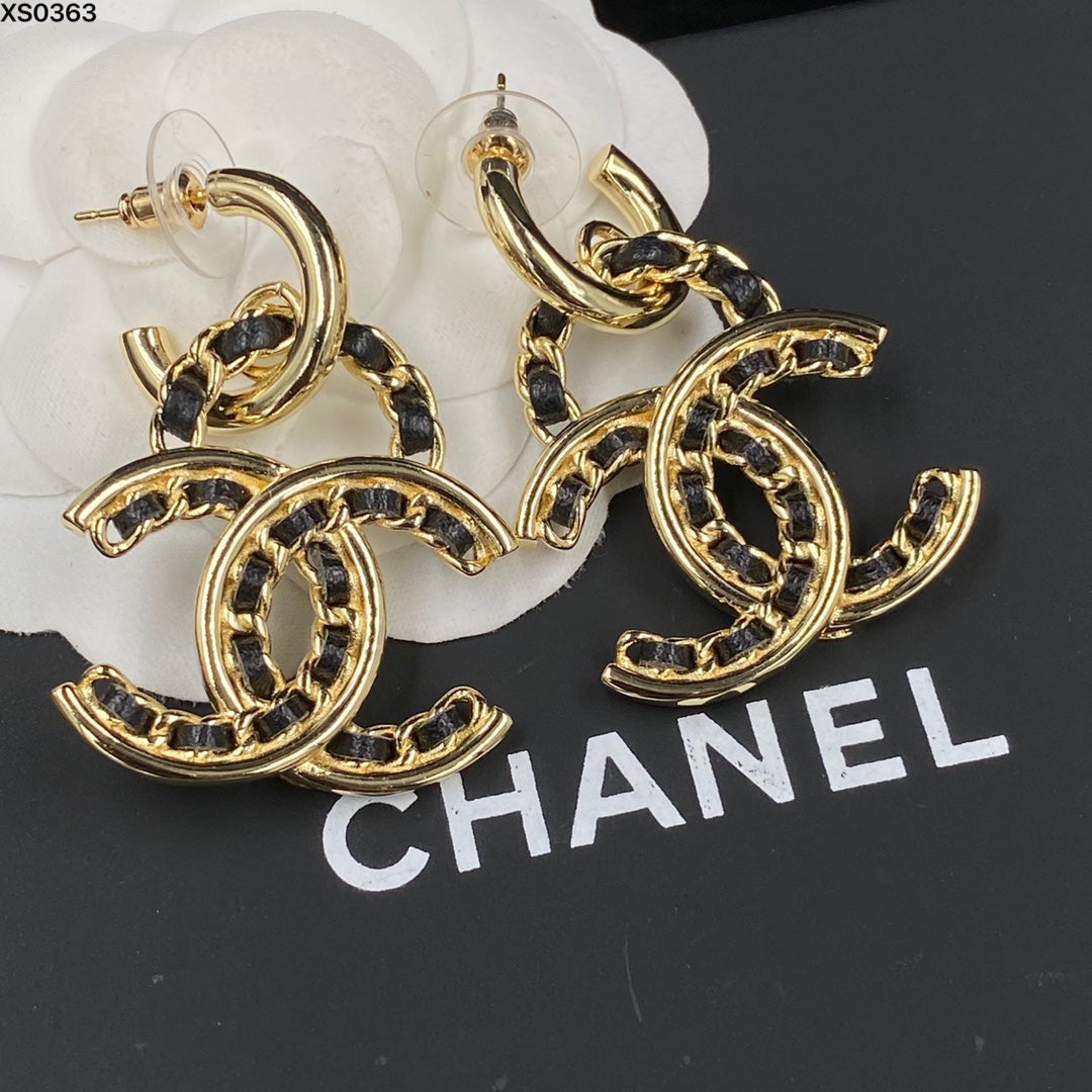 14C486E  Fashionable and high quality Earrings