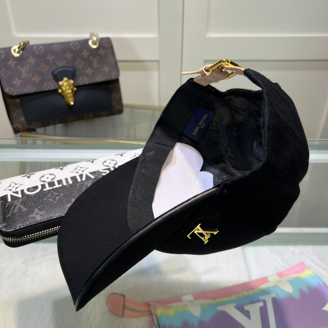 14E40M Fashion hats