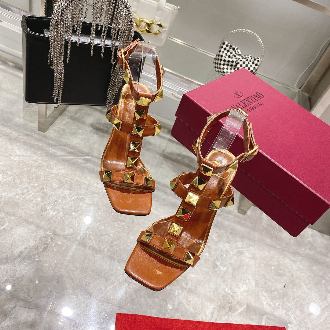 1:1 High quality leather sandals 2YVL30Z