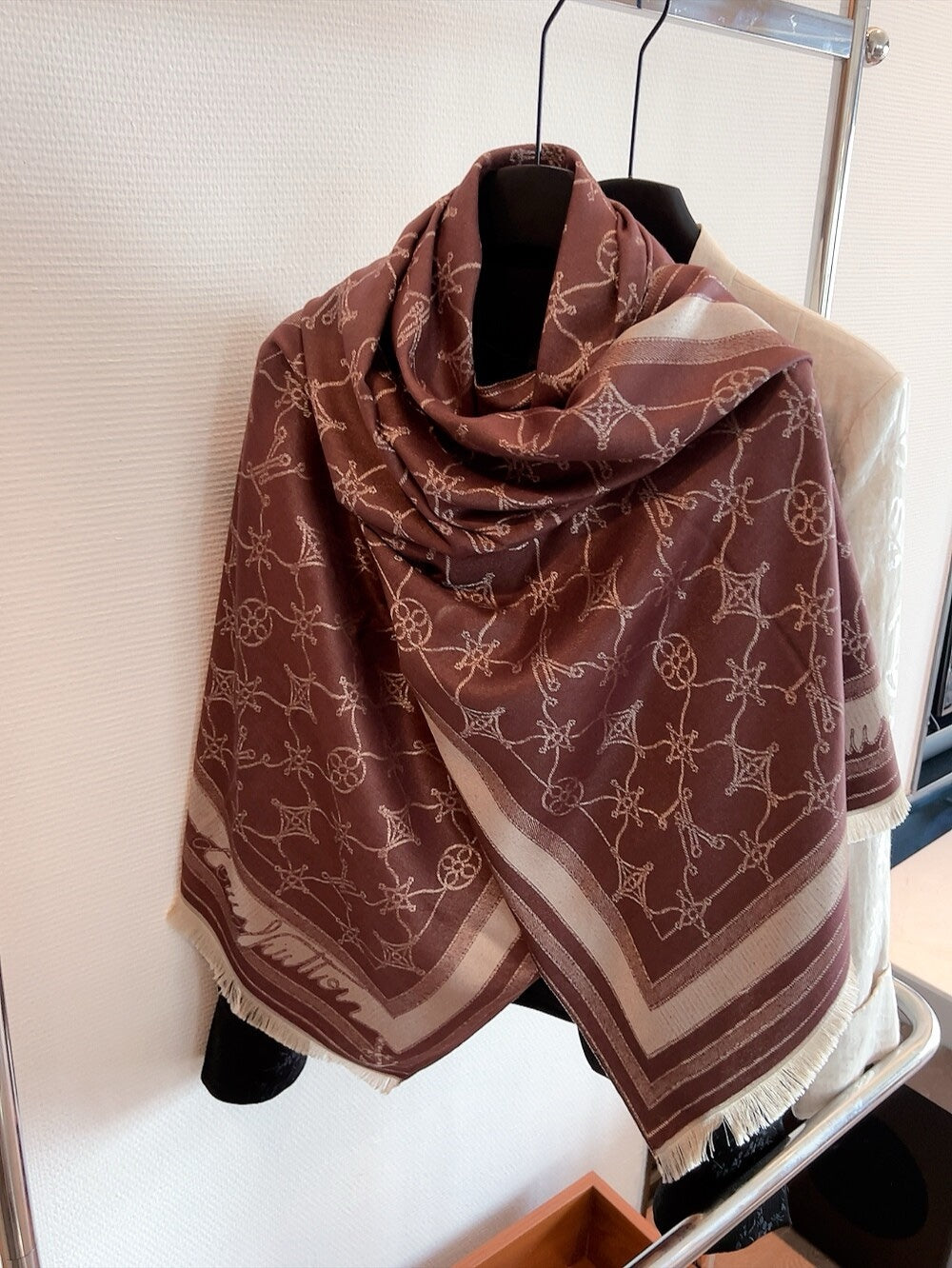 14E288W　Fashion scarves