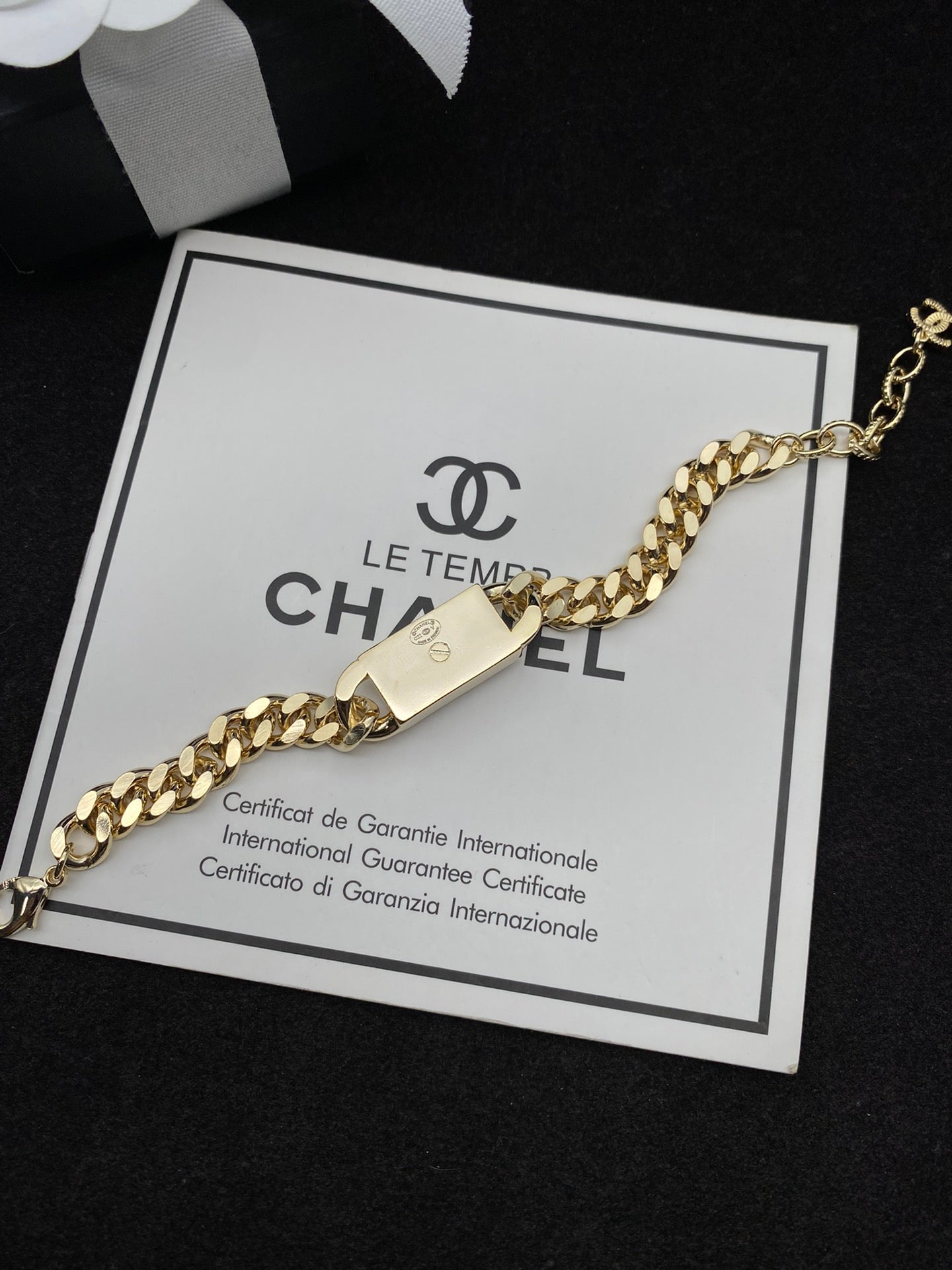 1NC93X Fashionable high -quality necklace bracelet earrings