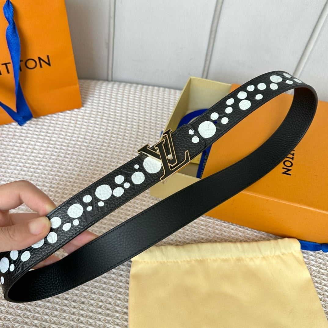 14E19P   (High quality leather belt With full package)