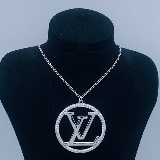 8XC17X Fashion high -quality Necklaces