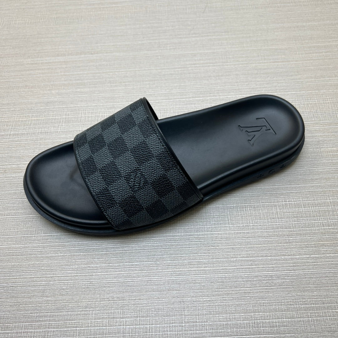 54E59Z   fashion  slippers