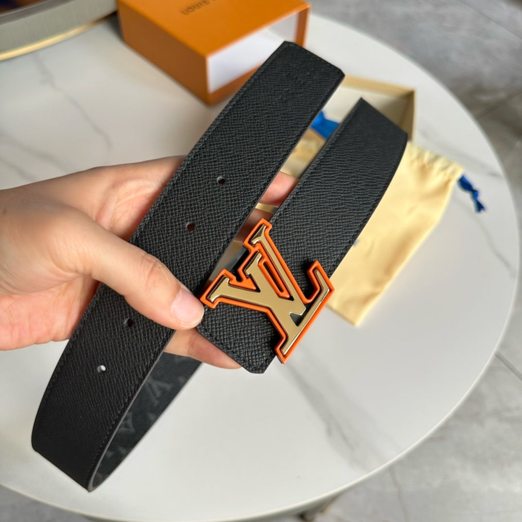 14E59P   (High quality leather belt With full package)