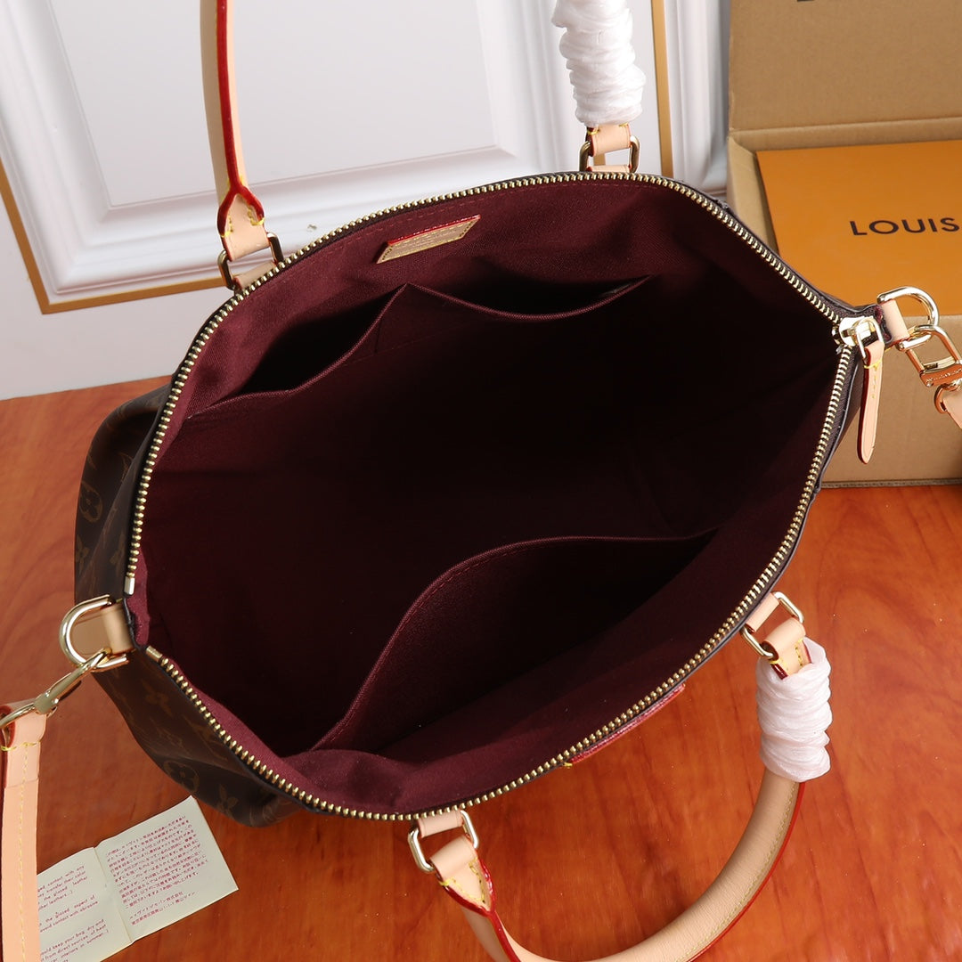 2XE351B hight quality leather Bags