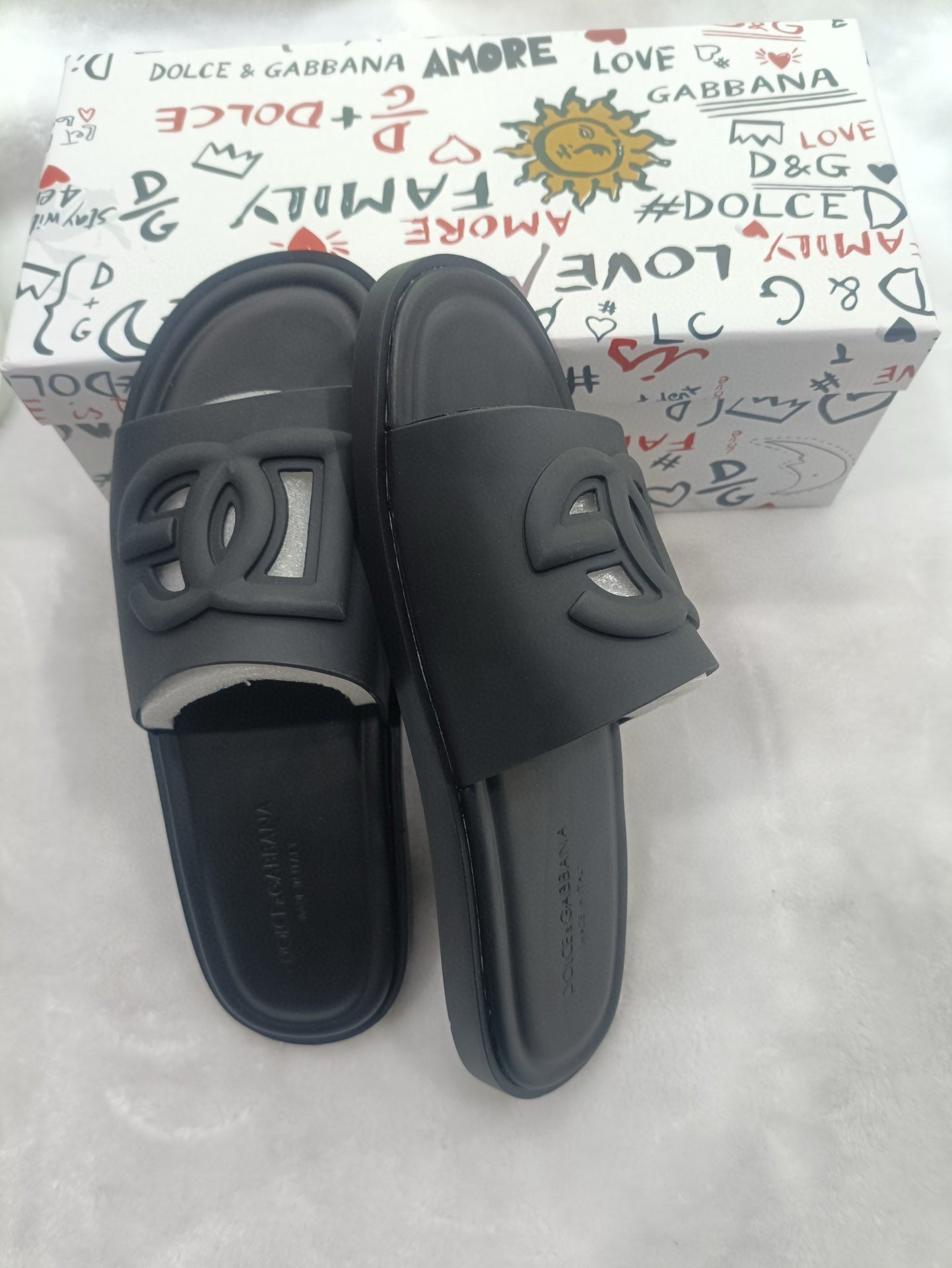 54A82Z  fashion  slippers