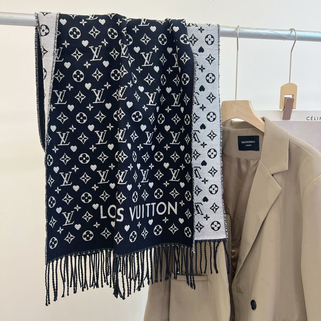 14E227W　Fashion scarves