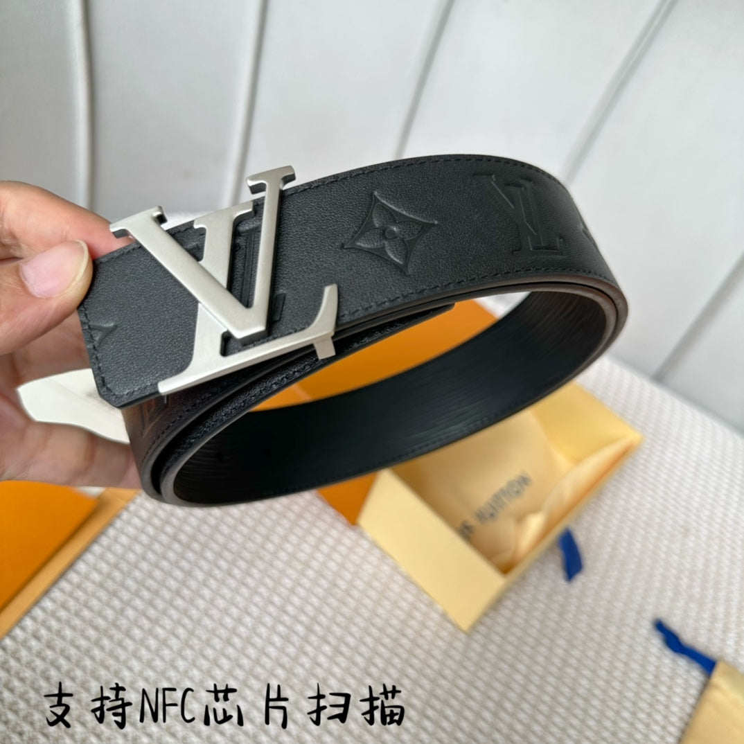 14E57P   (High quality leather belt With full package)