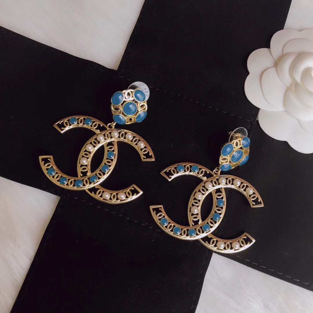 14C98E  Fashionable and high quality earrings