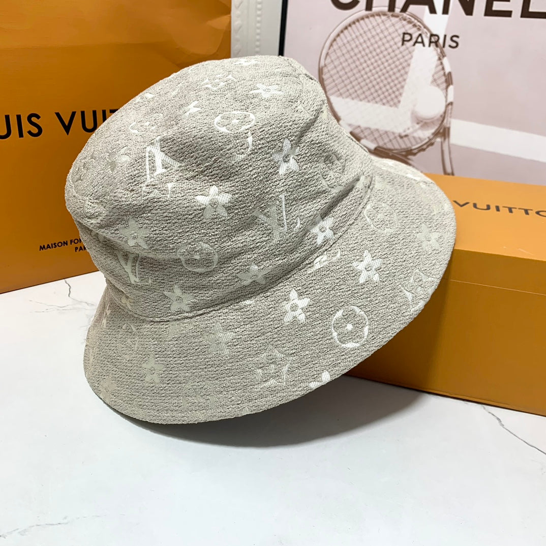 14E219M   Fashionable high quality Hats