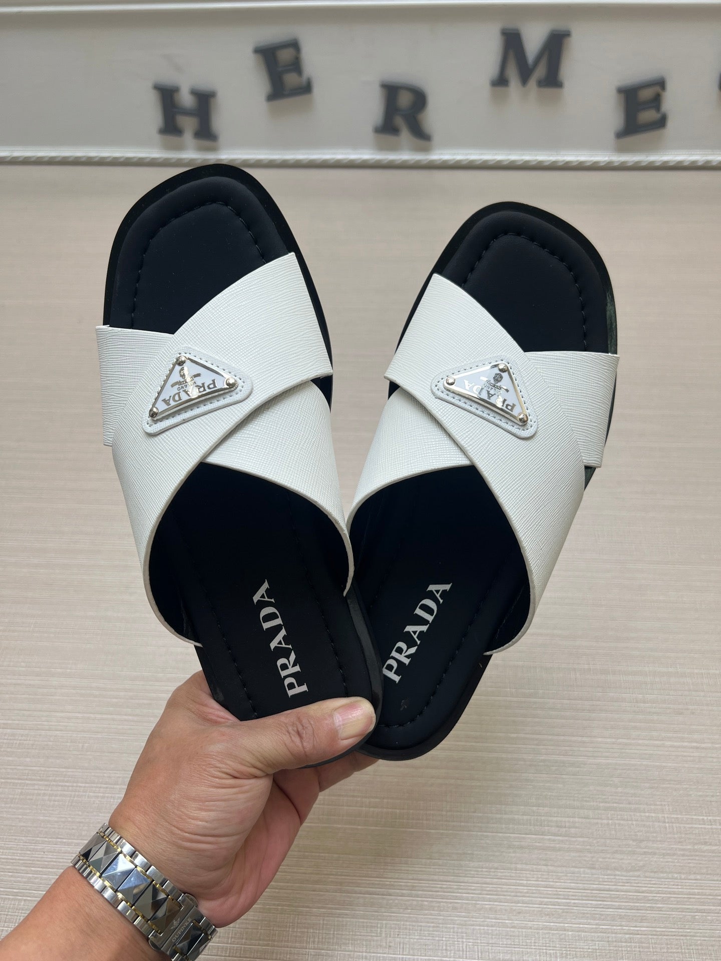 54PD71Z    fashion  slippers