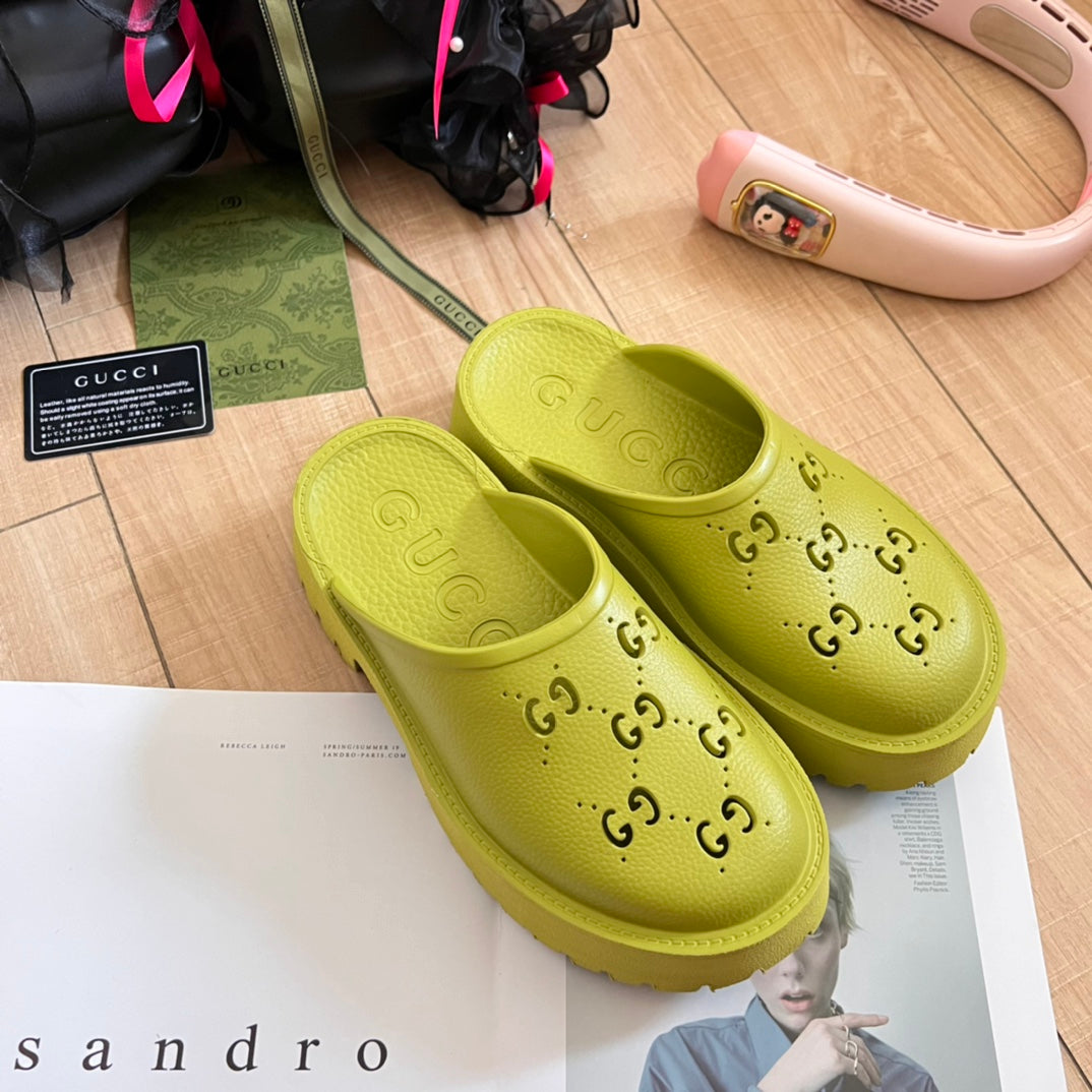 14B34Z   fashion slippers