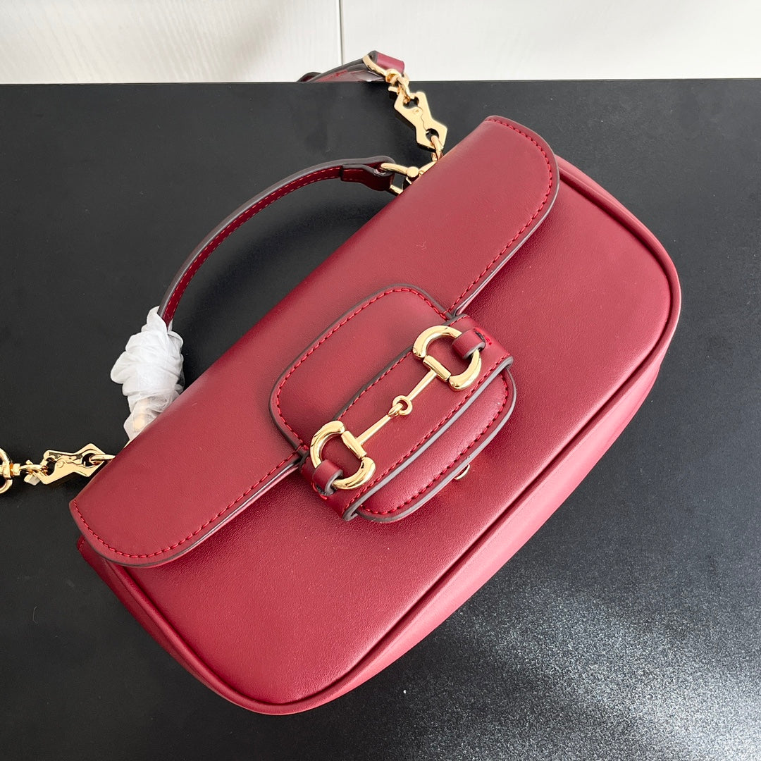 1XB55B (Fashionable leather bag )