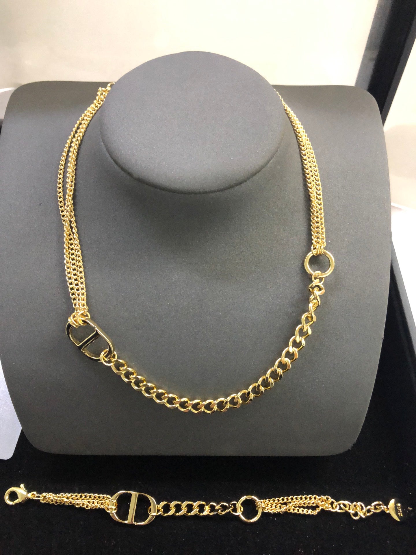 1YD252X  Fashion high -quality Necklaces  Bracelets