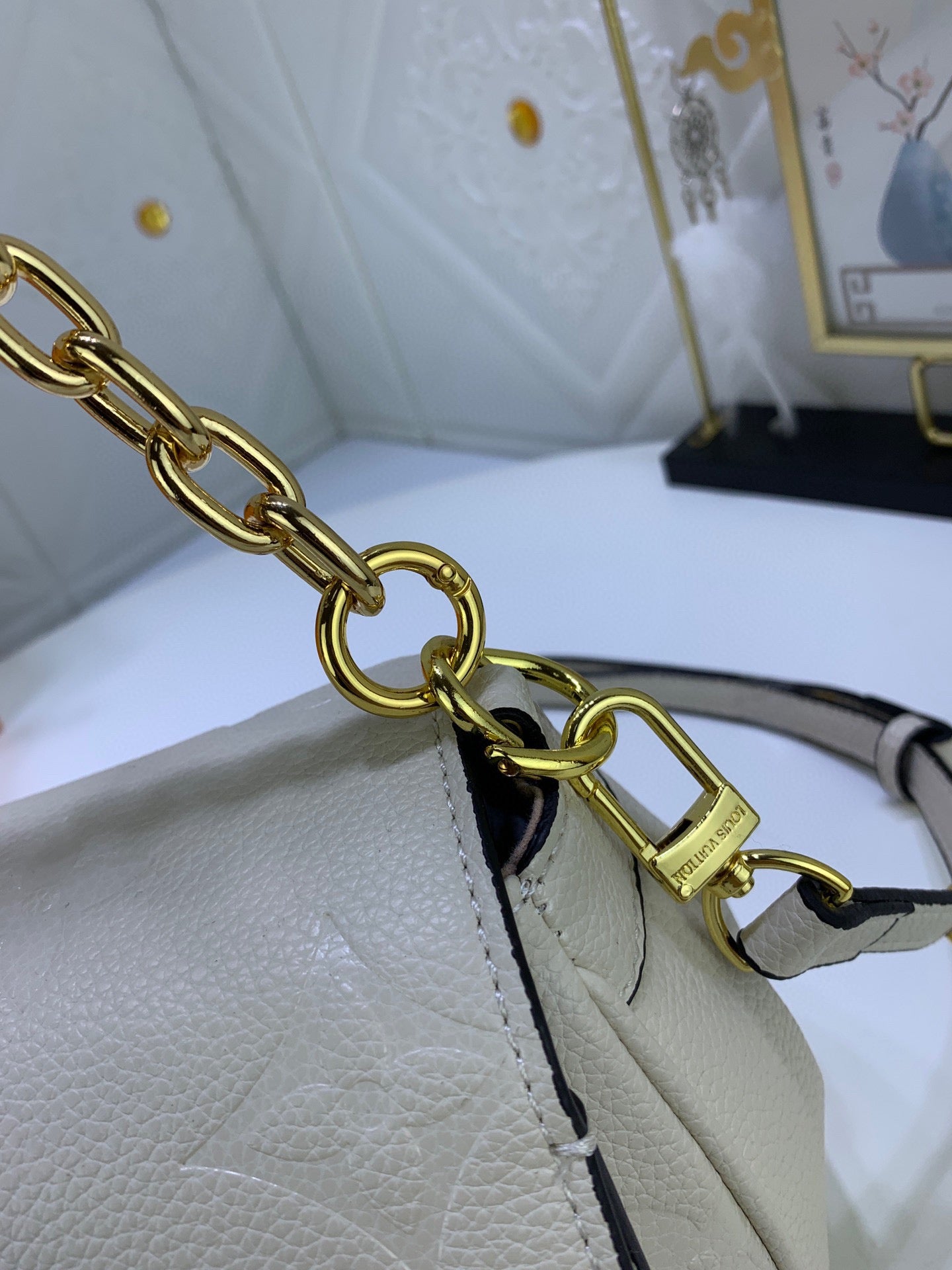 2XR363B hight quality leather Bags