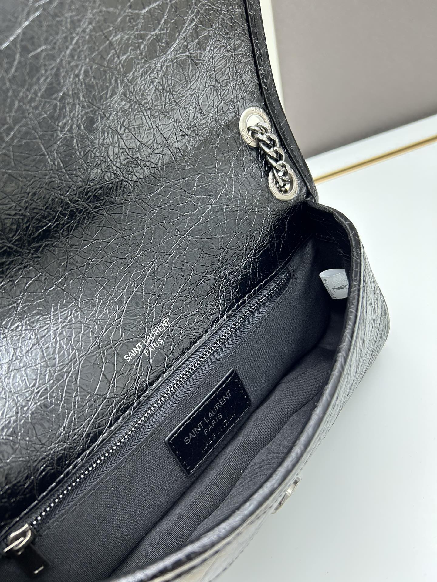 1XB460B Fashionable leather bag