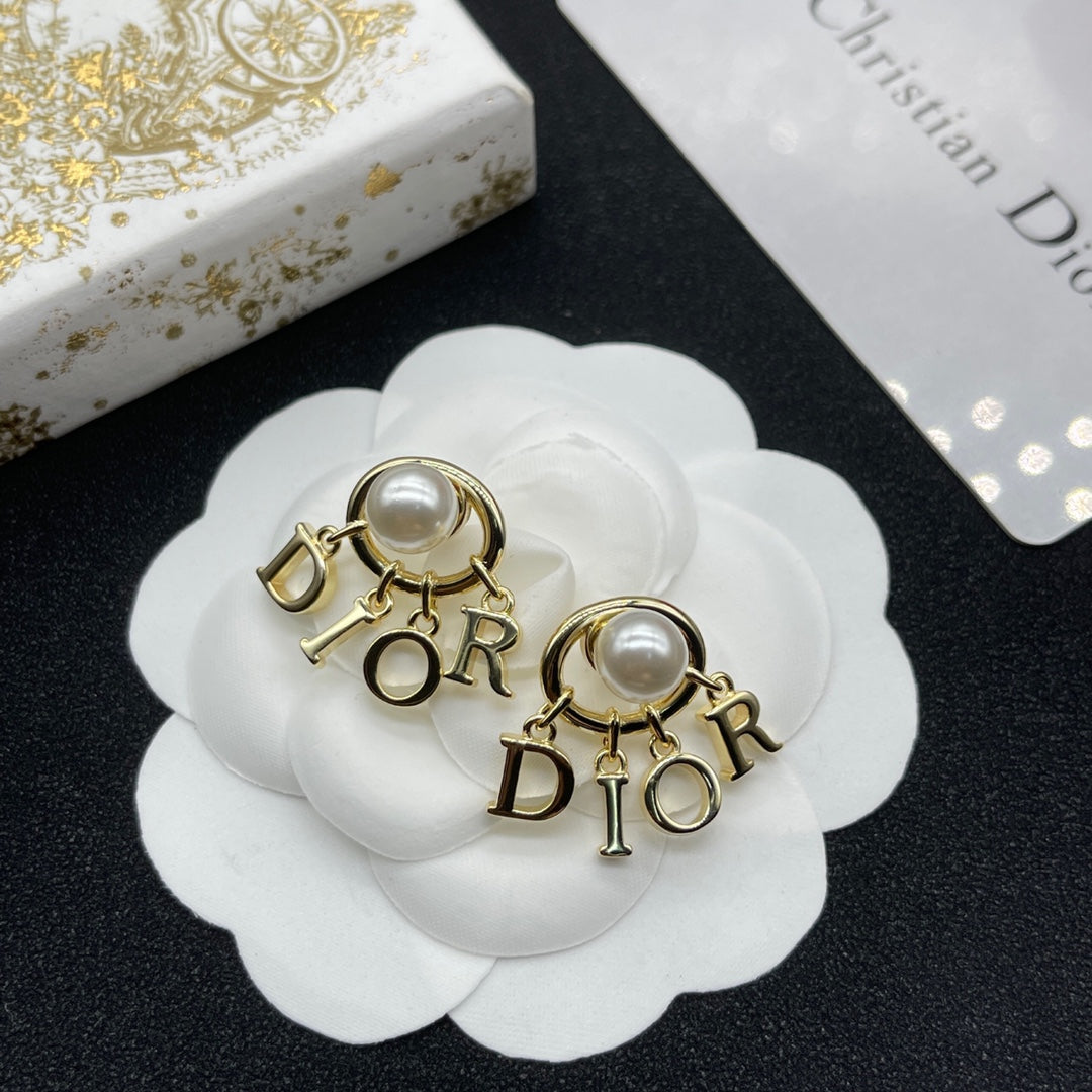 14D379E  Fashionable and high quality  Earrings