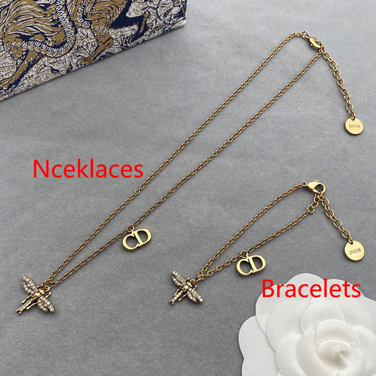 1YD365K  Fashion high -quality Bracelets Necklaces