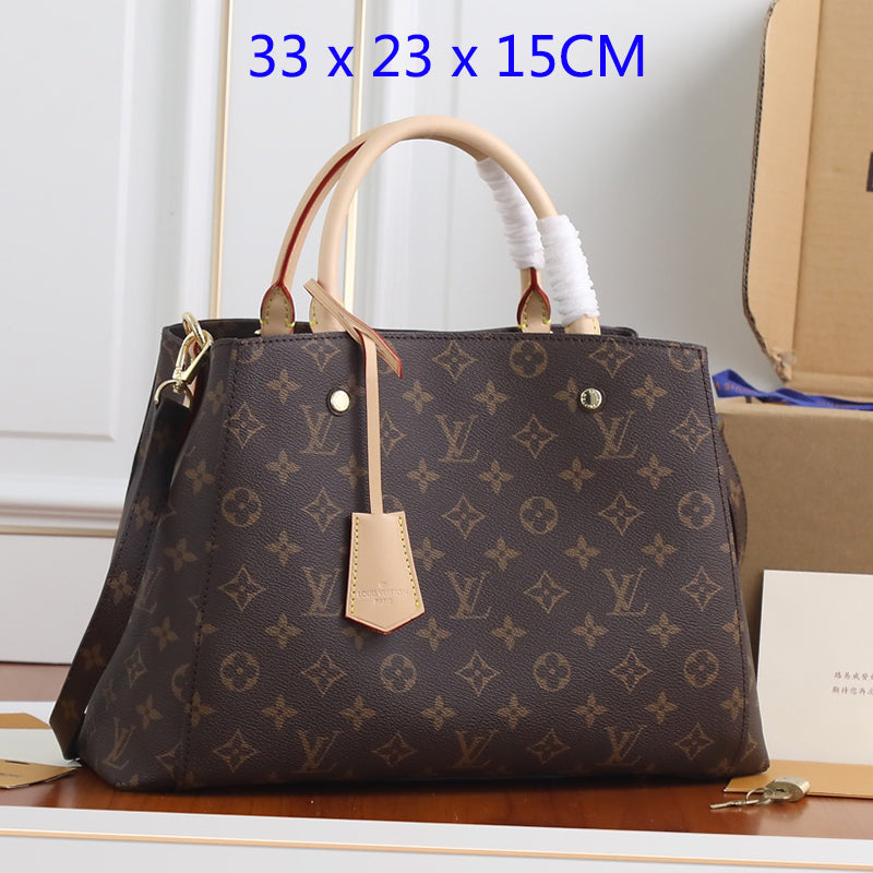 2XE317B hight quality leather Bags